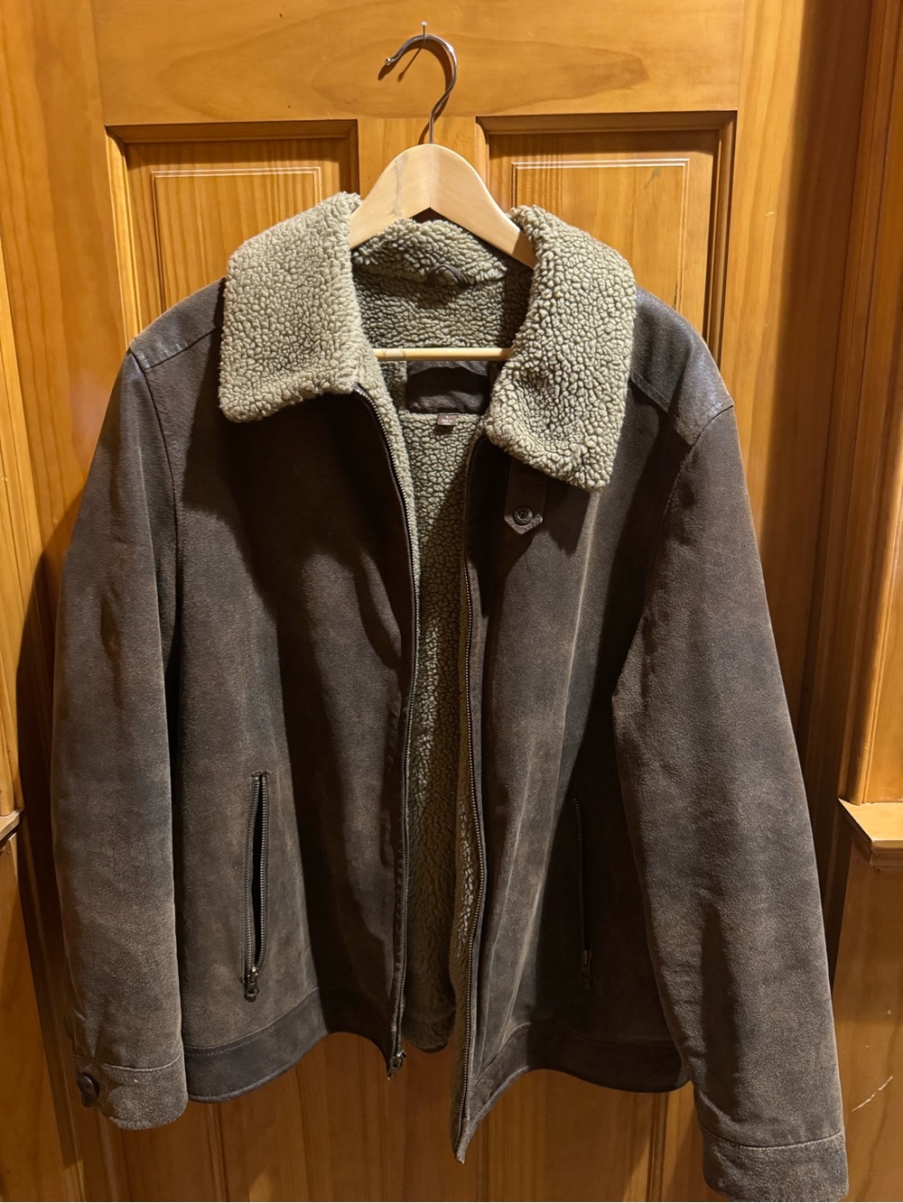 TARGET Cherokee Leather Shearling Bomber Jacket - size large